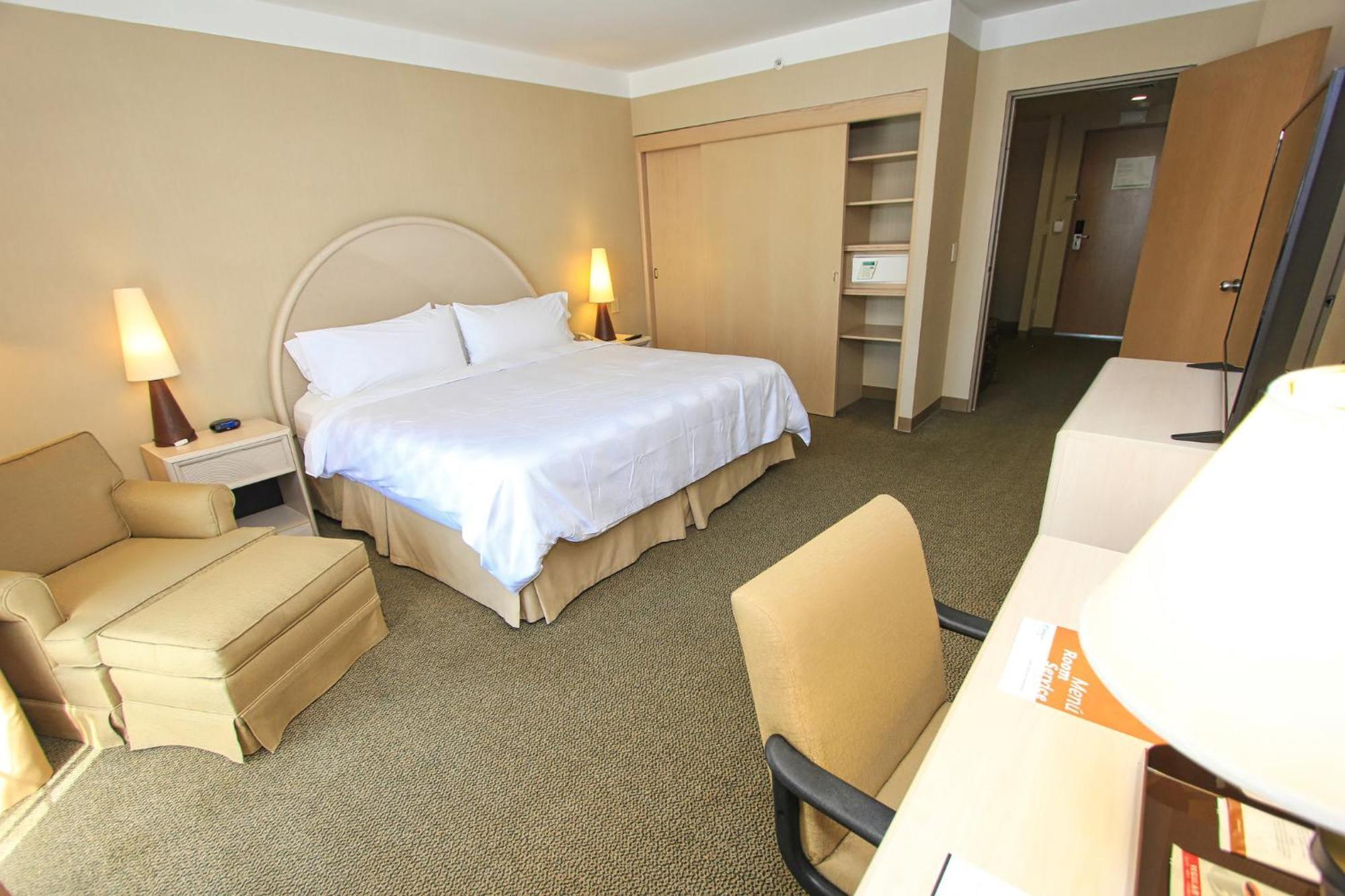 Holiday Inn Leon-Convention Center By Ihg Exterior foto